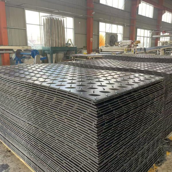 Komposit-Bodenschutzmatten Komposit-Bodenschutzmatten